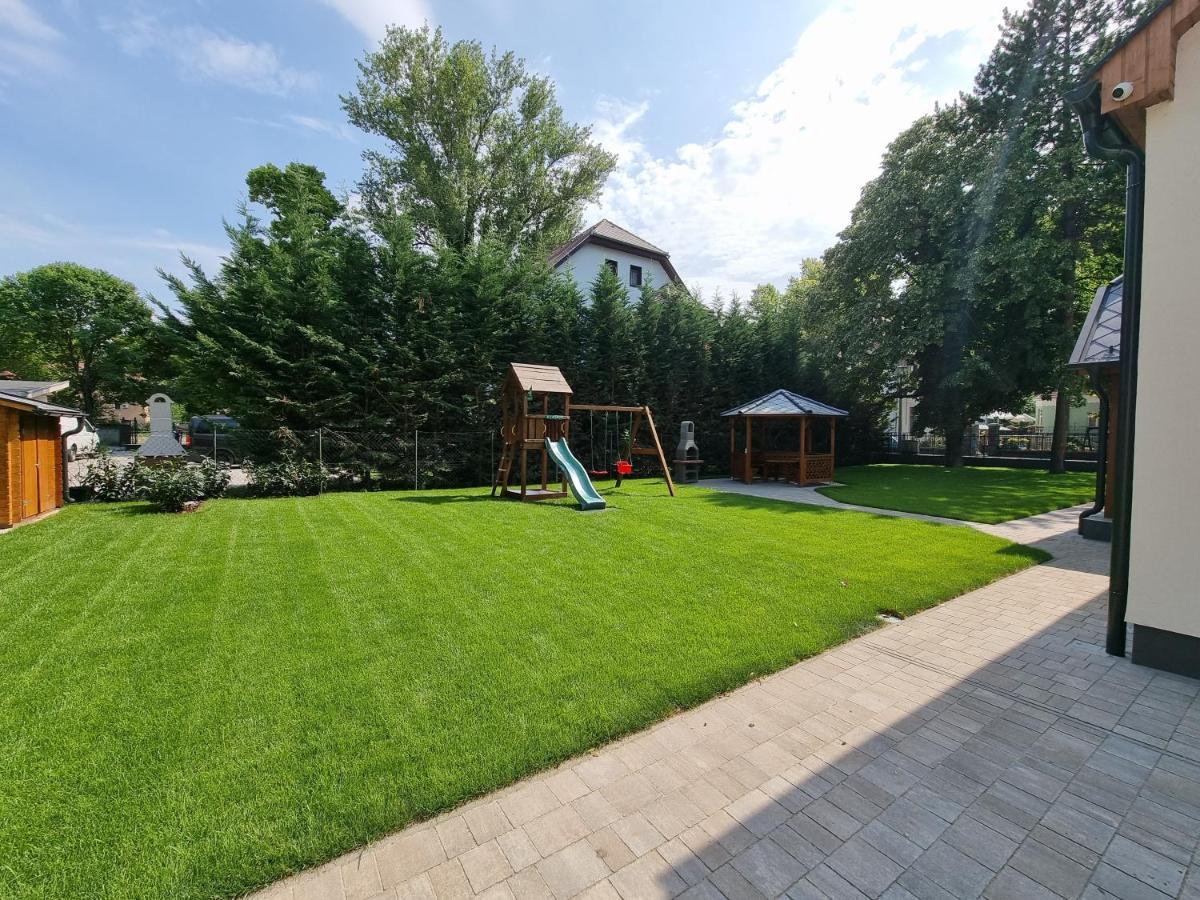 Penzion Karinthy Haz Siófok Exteriér fotografie